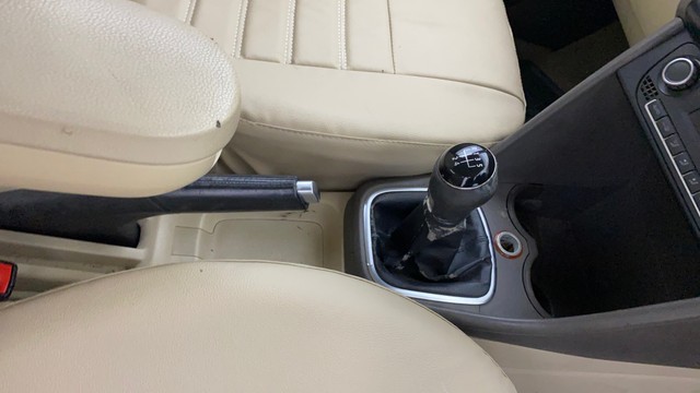 Second-hand 2014 Volkswagen Vento Diesel Highline for sale in Mumbai-13