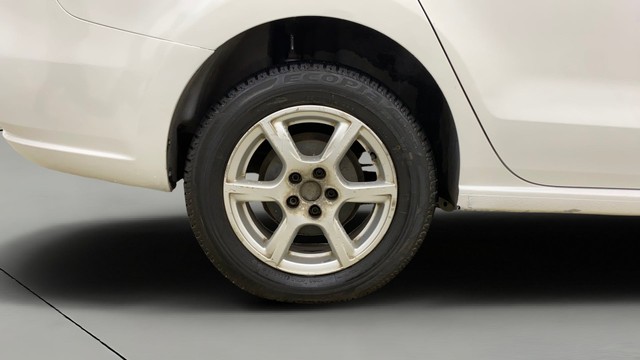 Second-hand 2014 Volkswagen Vento Diesel Highline for sale in Mumbai-24