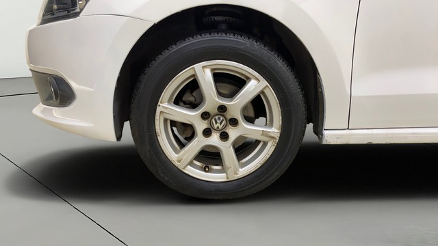 Second-hand 2014 Volkswagen Vento Diesel Highline for sale in Mumbai-25