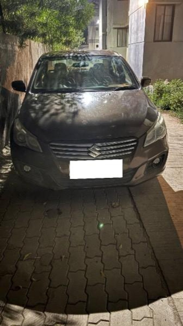 Second-hand 2016 Maruti Suzuki Ciaz VDi Plus SHVS for sale in Junagadh-2