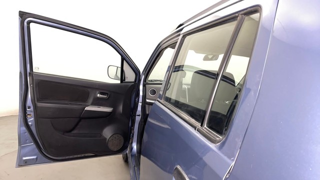 Second-hand 2011 Maruti Suzuki Wagon R LXI CNG for sale in Bangalore-36