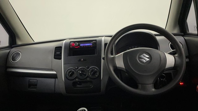 Second-hand 2011 Maruti Suzuki Wagon R LXI CNG for sale in Bangalore-11