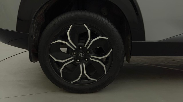 Second-hand 2025 Tata Curvv Accomplished S Diesel for sale in Bangalore-18