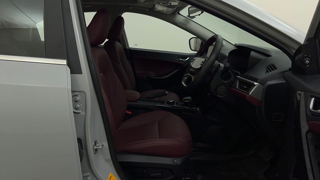 Second-hand 2025 Tata Curvv Accomplished S Diesel for sale in Bangalore-15