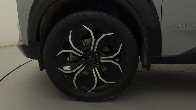 Second-hand 2025 Tata Curvv Accomplished S Diesel for sale in Bangalore-20