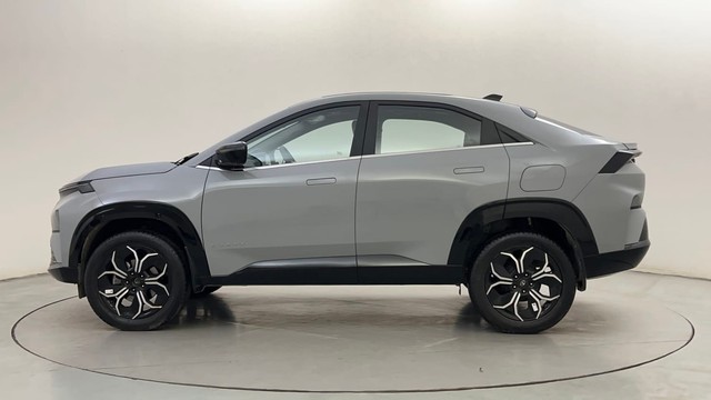 Second-hand 2025 Tata Curvv Accomplished S Diesel for sale in Bangalore-6