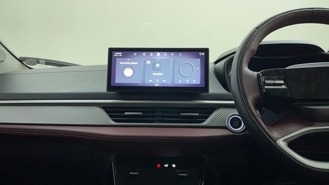 Second-hand 2025 Tata Curvv Accomplished S Diesel for sale in Bangalore-37