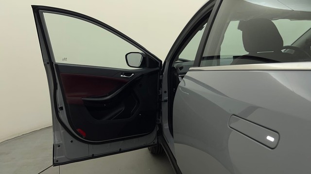 Second-hand 2025 Tata Curvv Accomplished S Diesel for sale in Bangalore-24