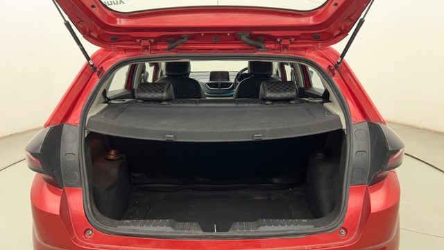 Second-hand 2021 Tata Altroz XZ for sale in Mumbai-9