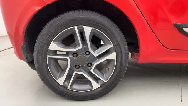 Second-hand 2021 Tata Tiago XZ Plus for sale in Mumbai-18