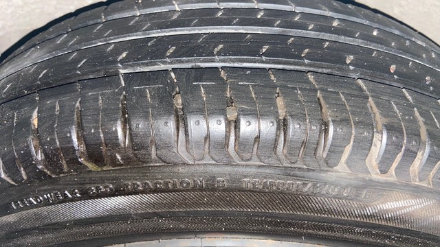 Second-hand 2019 Maruti Swift VXI AMT for sale in Surat-31