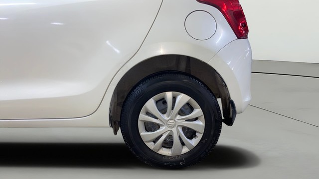 Second-hand 2019 Maruti Swift VXI AMT for sale in Surat-26