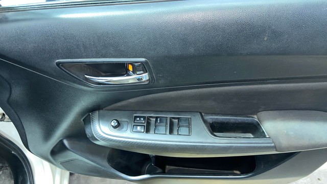 Second-hand 2019 Maruti Swift VXI AMT for sale in Surat-17