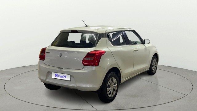 Second-hand 2019 Maruti Swift VXI AMT for sale in Surat-2