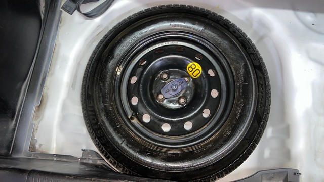 Second-hand 2019 Maruti Swift VXI AMT for sale in Surat-27