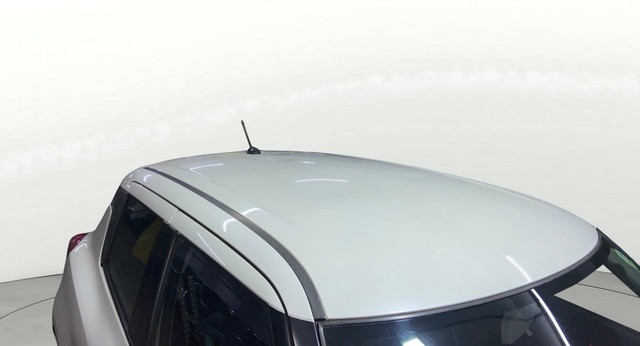 Second-hand 2019 Maruti Swift VXI AMT for sale in Surat-8