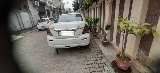 Second-hand 2011 Maruti Suzuki Swift Dzire Vdi BSIV for sale in Hoshiarpur-3
