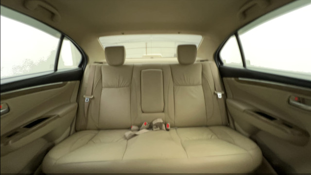 Second-hand 2021 Maruti Ciaz Petrol for sale in Ahmedabad-32