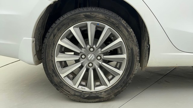 Second-hand 2021 Maruti Ciaz Petrol for sale in Ahmedabad-18