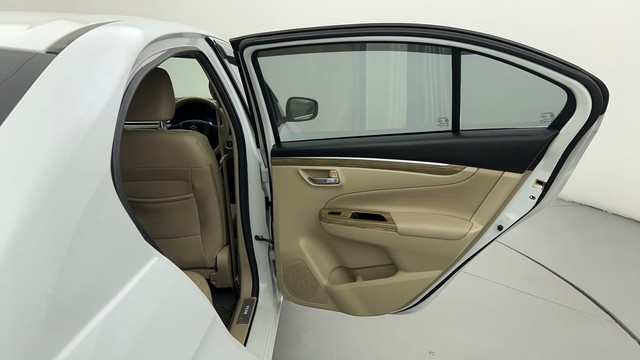 Second-hand 2021 Maruti Ciaz Petrol for sale in Ahmedabad-28