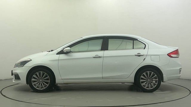 Second-hand 2021 Maruti Ciaz Petrol for sale in Ahmedabad-6