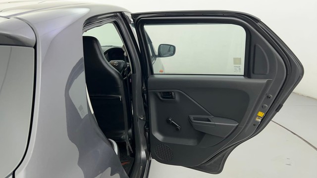 Second-hand 2023 Maruti Alto K10 VXI for sale in Ahmedabad-33