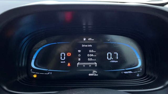 Second-hand 2023 Hyundai Venue SX Diesel BSVI for sale in Hyderabad-13