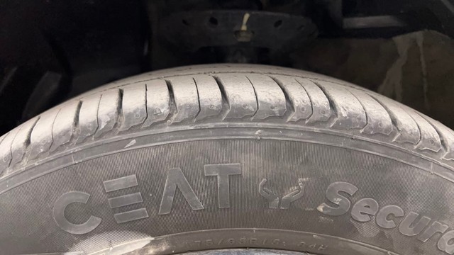 Second-hand 2011 Honda City S for sale in Pune-23