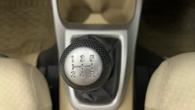 Second-hand 2011 Honda City S for sale in Pune-12