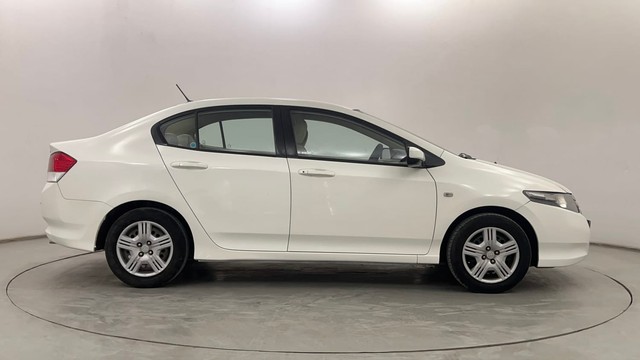 Second-hand 2011 Honda City S for sale in Pune-2