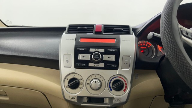 Second-hand 2011 Honda City S for sale in Pune-35