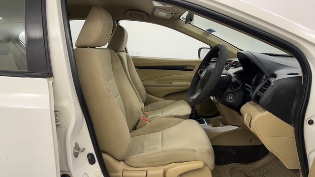 Second-hand 2011 Honda City S for sale in Pune-15