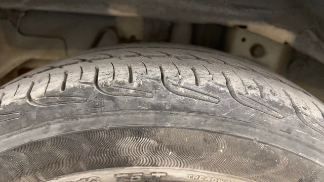 Second-hand 2016 Hyundai EON Magna for sale in Pune-25