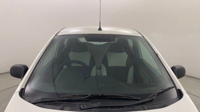 Second-hand 2016 Hyundai EON Magna for sale in Pune-10