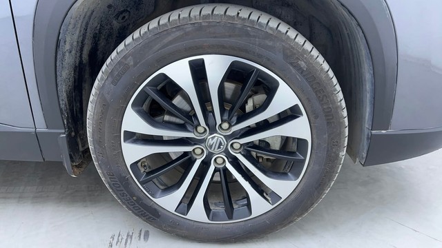 Second-hand 2022 MG Hector Plus 1.5 Turbo Sharp Pro 7 Str BSVI for sale in Hyderabad-17