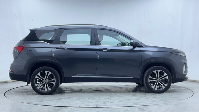 Second-hand 2022 MG Hector Plus 1.5 Turbo Sharp Pro 7 Str BSVI for sale in Hyderabad-2