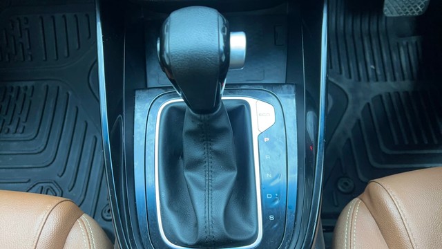 Second-hand 2022 MG Hector Plus 1.5 Turbo Sharp Pro 7 Str BSVI for sale in Hyderabad-12