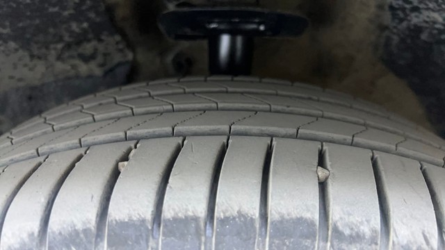 Second-hand 2022 MG Hector Plus 1.5 Turbo Sharp Pro 7 Str BSVI for sale in Hyderabad-35