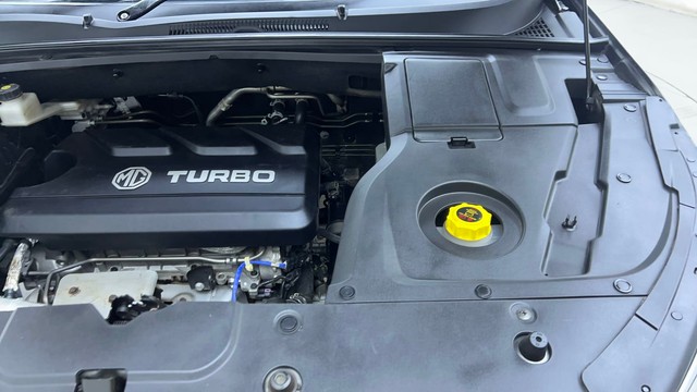 Second-hand 2022 MG Hector Plus 1.5 Turbo Sharp Pro 7 Str BSVI for sale in Hyderabad-37