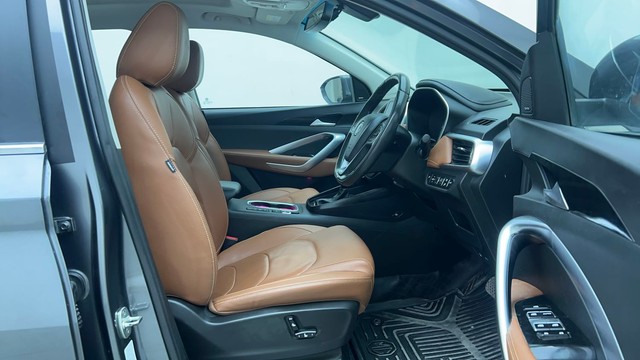 Second-hand 2022 MG Hector Plus 1.5 Turbo Sharp Pro 7 Str BSVI for sale in Hyderabad-15