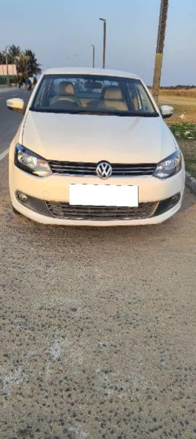 Second-hand 2013 Volkswagen Vento Petrol Breeze for sale in Pondicherry-2