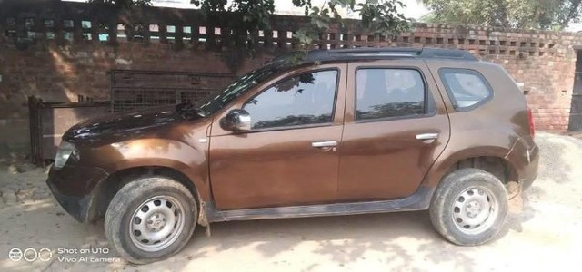 Second-hand 2016 Renault Duster 85PS Diesel RxE for sale in Fatehpur-2