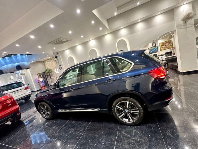 Second-hand 2019 BMW X5 xDrive 30d xLine for sale in New Delhi-9