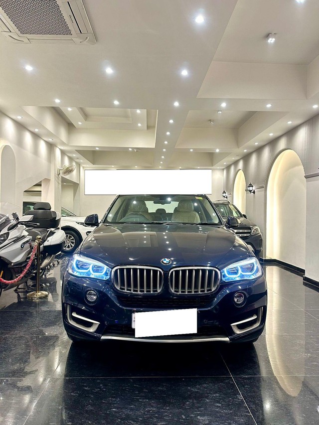 Second-hand 2019 BMW X5 xDrive 30d xLine for sale in New Delhi-4