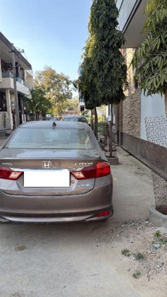 Second-hand 2016 Honda City i DTec SV for sale in Kekri-1