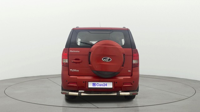 Second-hand 2017 Mahindra TUV 300 T8 AMT for sale in Bangalore-3