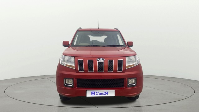 Second-hand 2017 Mahindra TUV 300 T8 AMT for sale in Bangalore-7