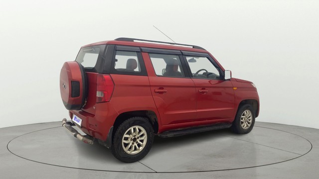 Second-hand 2017 Mahindra TUV 300 T8 AMT for sale in Bangalore-2