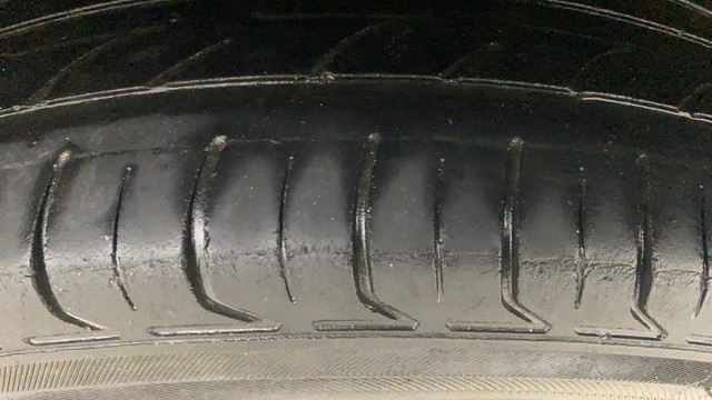 Second-hand 2019 Renault Triber RXZ for sale in Gulbarga-32