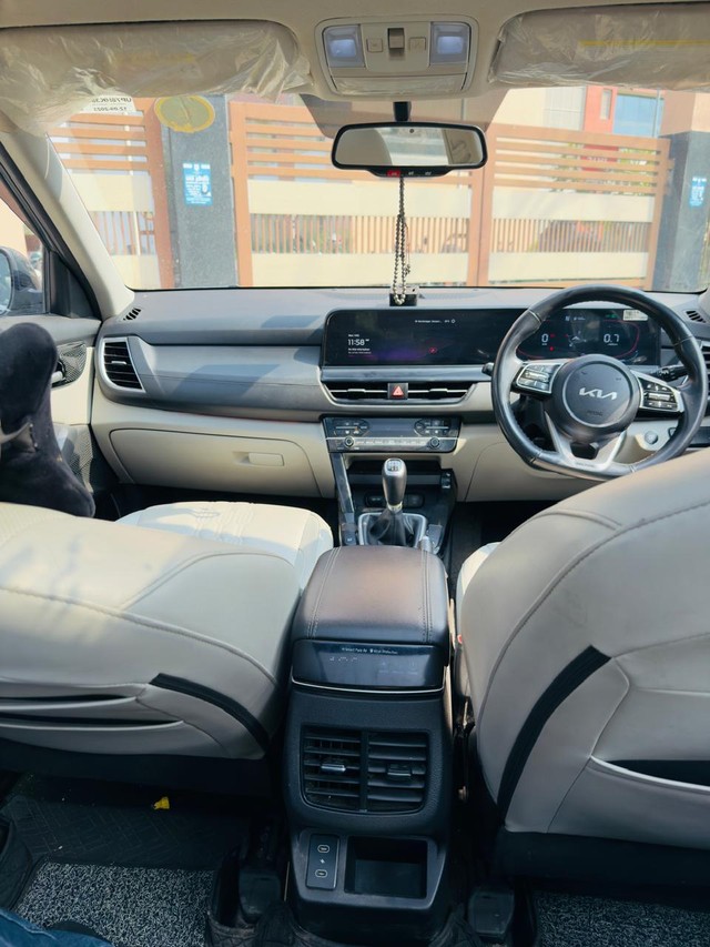 Second-hand 2023 Kia Seltos HTX Diesel for sale in Kanpur-8